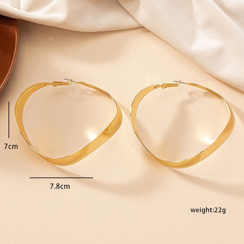 1 Pair Simple Style Classic Style Solid Color Plating Alloy 14k Gold Plated Earrings