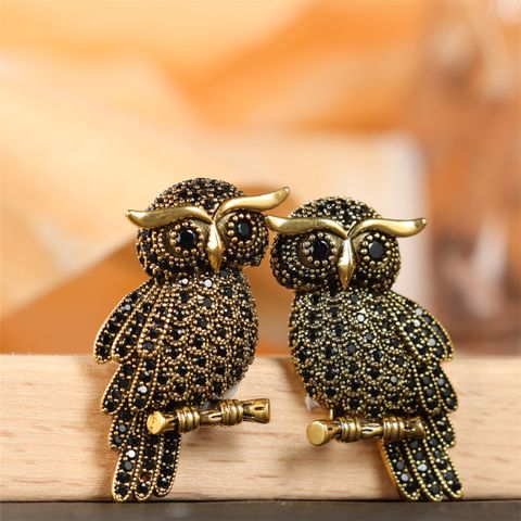 1 Pair Cartoon Style Owl Inlay Copper Zircon Ear Studs