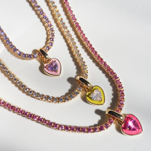Großhandel Elegant Moderner Stil Geometrisch Herzform Glas Kupfer Inlay 18 Karat Vergoldet Zirkon Halskette Mit Anhänger