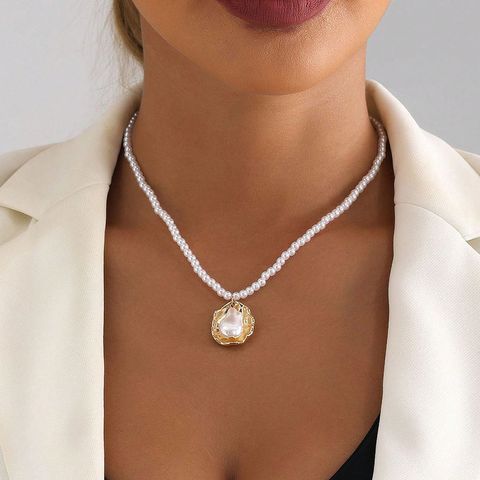 Simple Style Round Imitation Pearl Wholesale Pendant Necklace