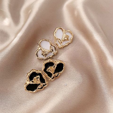 Wholesale Jewelry Vintage Style Flower Arylic Alloy Gold Plated Plating Ear Studs