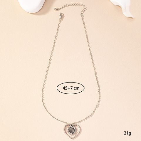 Retro Heart Shape Alloy Plating Women's Pendant Necklace