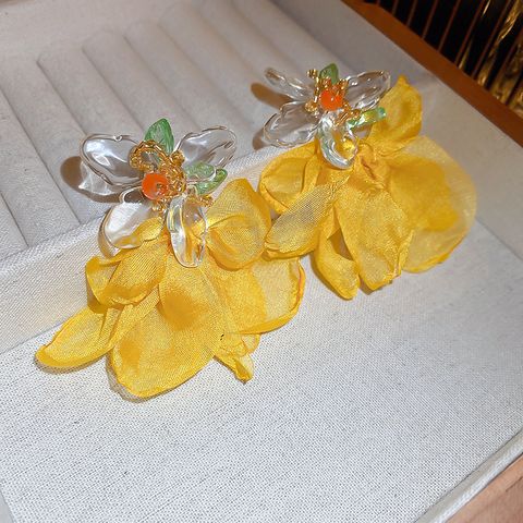 1 Pair Elegant Heart Shape Flower Butterfly Stoving Varnish Metal Drop Earrings