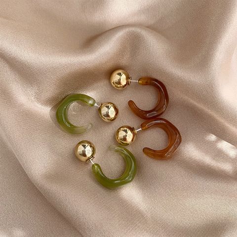 1 Pair Elegant Lady C Shape Alloy Resin Gold Plated Ear Studs