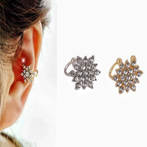 Wholesale Jewelry Simple Style Commute Geometric Metal Rhinestones Inlay Ear Cuffs