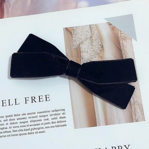 Women's Elegant Bow Knot Flannel Hair Clip