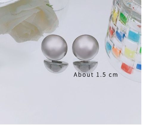 1 Pair Elegant Simple Style Round Imitation Pearl Ear Studs
