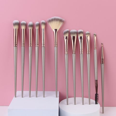 Simple Style Artificial Fiber Plastic Handgrip Makeup Brushes 1 Set