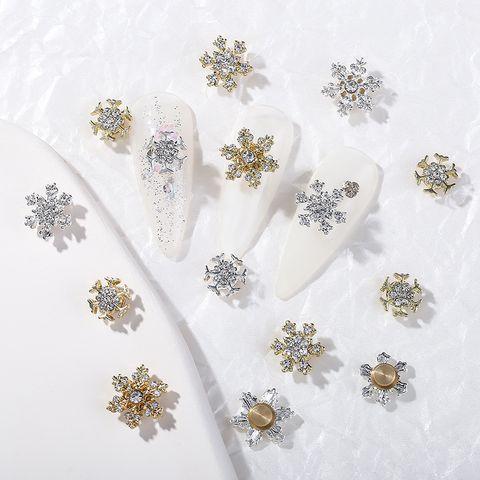 Shiny Snowflake Metal Nail Decoration Accessories