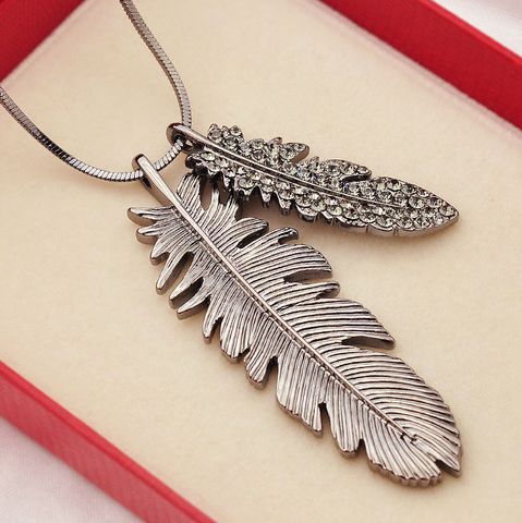 Elegant Lady Feather Alloy Plating Inlay Artificial Gemstones Women's Sweater Chain