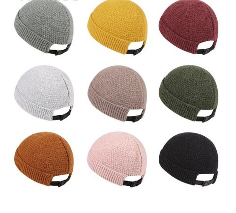 Unisex Basic Simple Style Solid Color Eaveless Beanie Hat