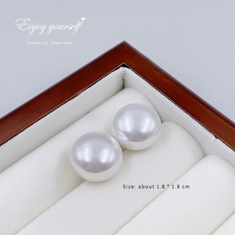 1 Pair Simple Style Commute Round Alloy Ear Studs