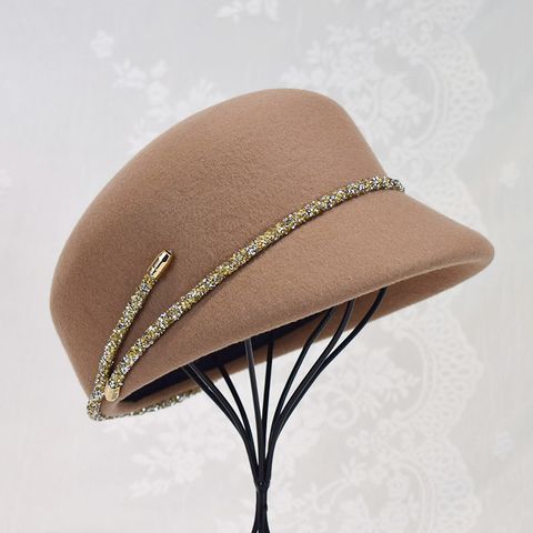 Women's Elegant Retro Solid Color Chain Wide Eaves Fedora Hat