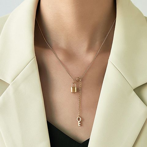 304 Stainless Steel 18K Gold Plated Casual Simple Style Plating Key Lock Pendant Necklace