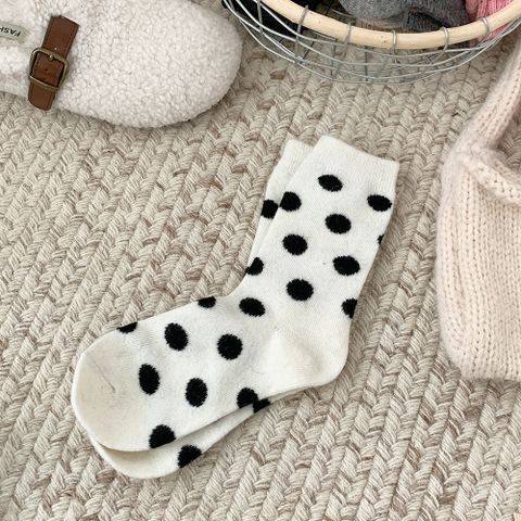 Women's Casual Simple Style Polka Dots Wool Jacquard Crew Socks A Pair