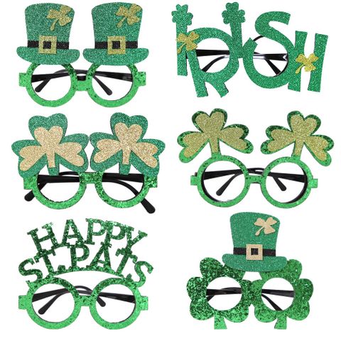 St. Patrick Shamrock Plastic Family Gathering Party Carnival Photography Props Costume Props