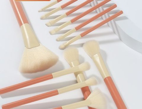 Simple Style Artificial Fiber Wooden Handle Makeup Brushes 1 Set