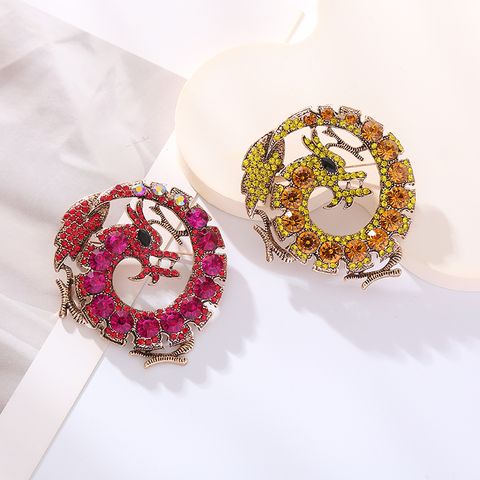 Vintage Style Dragon Alloy Plating Inlay Rhinestones Women's Brooches 1 Piece