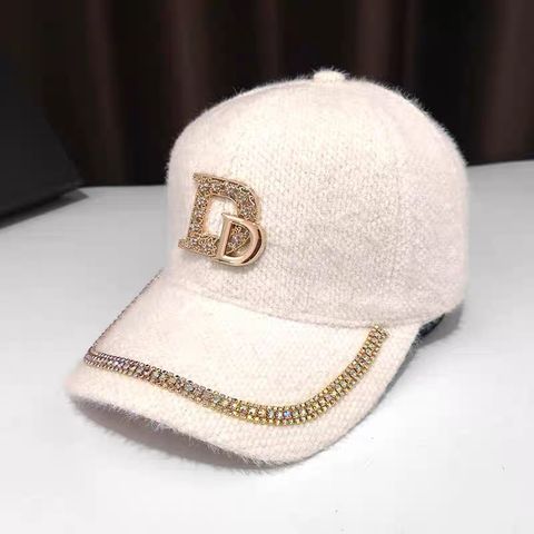 Women's Elegant Embroidery Commute Four Leaf Clover Letter Embroidery Metal Button Big Eaves Baseball Cap