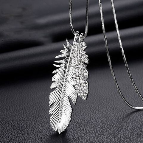 Elegant Lady Feather Alloy Plating Inlay Artificial Gemstones Women's Sweater Chain