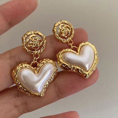 1 Pair Vintage Style Heart Shape Plating Inlay Alloy Artificial Pearls Drop Earrings