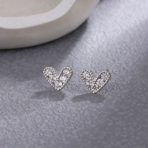 1 Pair Simple Style Commute Heart Shape Plating Sterling Silver Zircon Silver Plated Ear Studs
