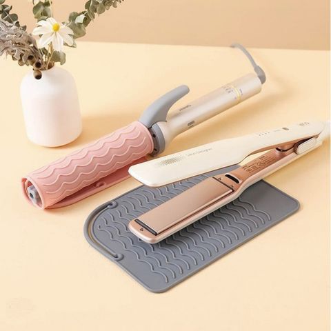Lady Solid Color Silica Gel Hair Curler Heat Proof Mat 1 Piece
