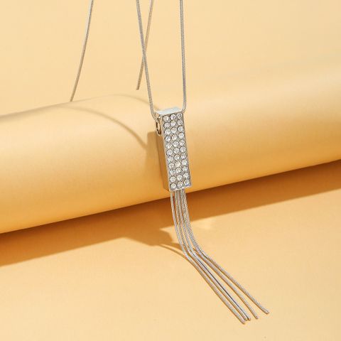 Elegant Lady Geometric Alloy Plating Inlay Artificial Gemstones Women's Sweater Chain