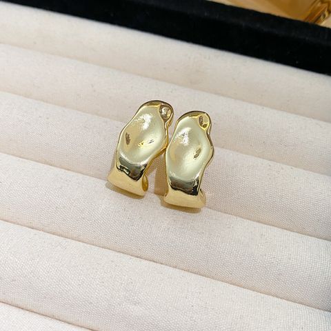 1 Pair Simple Style Commute Water Droplets Plating Alloy Gold Plated Ear Studs