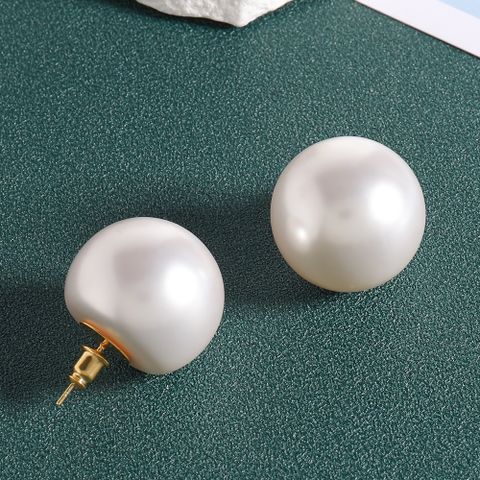 1 Pair Simple Style Round Plating Inlay Pearl Pearl Ear Studs