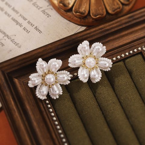 1 Pair Elegant Lady Flower Imitation Pearl Drop Earrings
