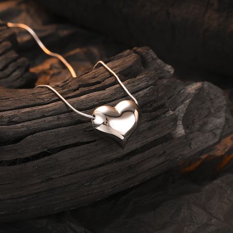 Simple Style Heart Shape Sterling Silver Plating White Gold Plated Pendant Necklace