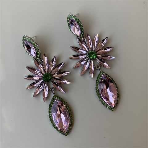 1 Pair Ig Style Elegant Classic Style Leaves Inlay Alloy Rhinestones Silver Plated Drop Earrings