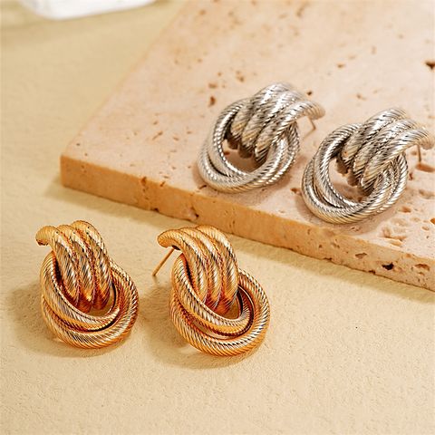 1 Pair Vintage Style Simple Style Geometric Circle Plating Hollow Out Iron Ear Studs