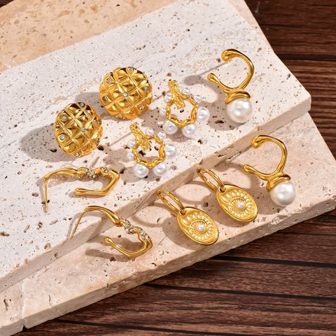 1 Pair Elegant French Style C Shape Round Spiral Plating Inlay 304 Stainless Steel Pearl Zircon 14K Gold Plated Earrings