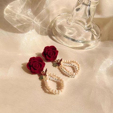 1 Pair Vintage Style Classic Style Rose Artificial Pearl Drop Earrings