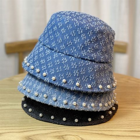 Women's Casual Solid Color Pearl Flat Eaves Bucket Hat