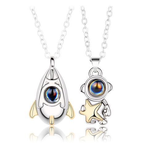 Classic Style Streetwear Astronaut Star Alloy Valentine's Day Couple Pendant Necklace