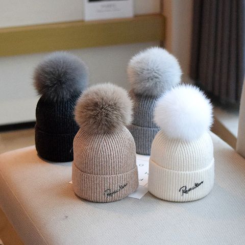 Women's Sweet Simple Style Solid Color Pom Poms Eaveless Wool Cap