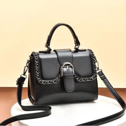 Women's Small Pu Leather Solid Color Streetwear Square Zipper Handbag