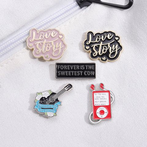 Cartoon Style Guitar Letter Alloy Stamping Stoving Varnish Plating Unisex Brooches