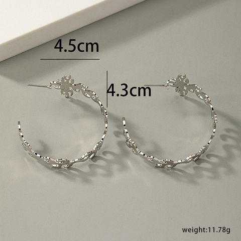 1 Pair Simple Style Streetwear Cool Style Round Plating Hollow Out Alloy Silver Plated Earrings