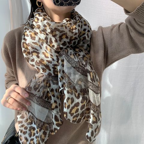 Women's Elegant Leopard Polyester Printing Silk Scarf