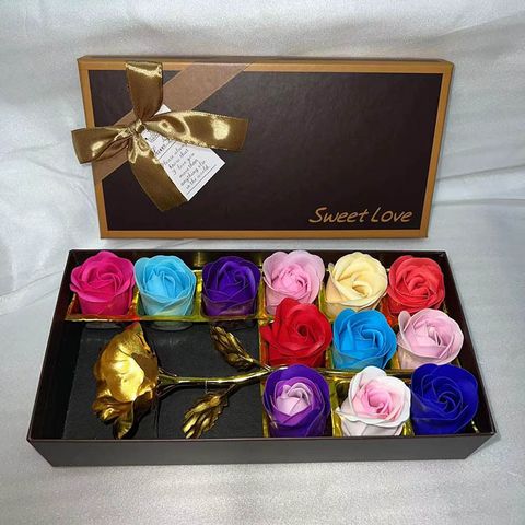 Teacher's Day Small Gifts 12 Roses Soap Flowers And Bears Gift Box