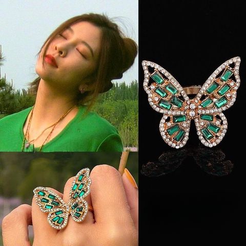 Estilo Simple Estilo Clásico Mariposa Cobre Embutido Diamantes De Imitación Anillos