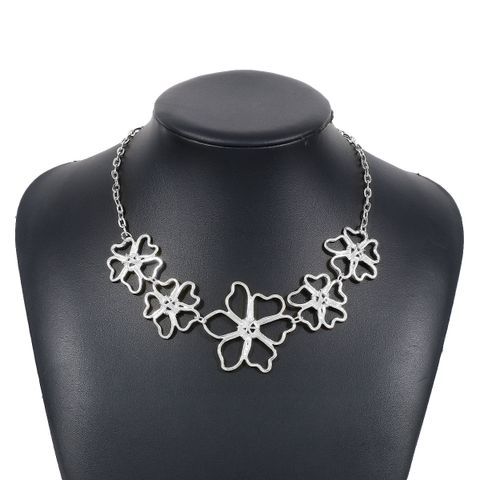 Modern Style Simple Style Flower Alloy Women's Necklace