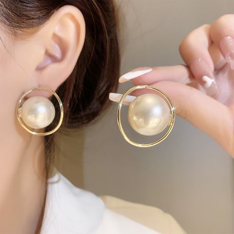 1 Pair Sweet Simple Style Round Inlay Imitation Pearl Alloy Artificial Pearls Ear Studs