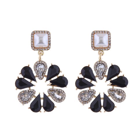 1 Pair Elegant Luxurious Flower Inlay Imitation Pearl Alloy Rhinestones Drop Earrings