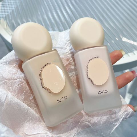 Vacation Solid Color Plastic Foundation Makeup