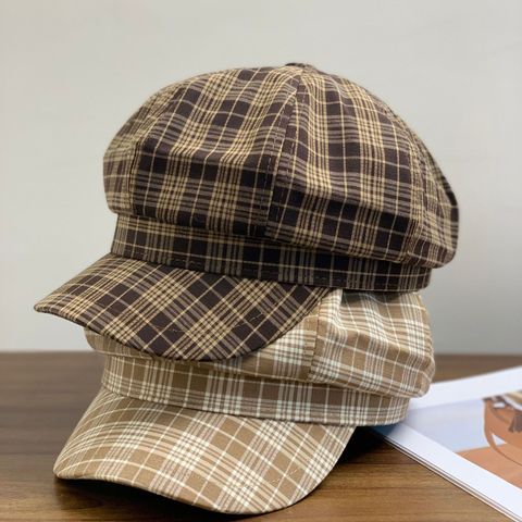 Women's Retro British Style Plaid Curved Eaves Beret Hat